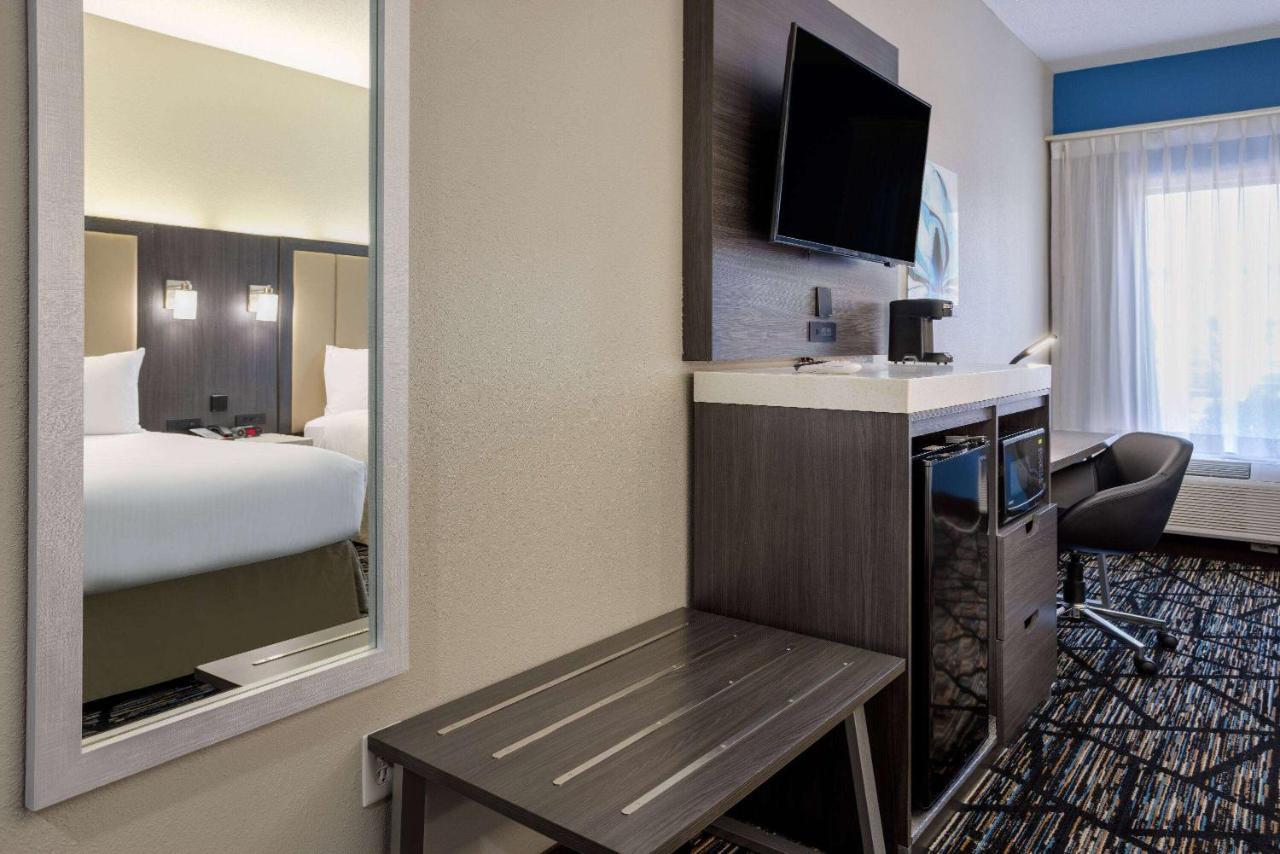 Baymont By Wyndham Lavergne La Vergne Extérieur photo